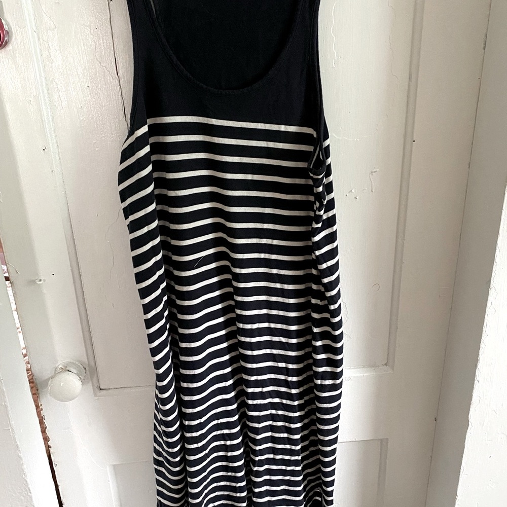 XL. GAP. Striped dress.